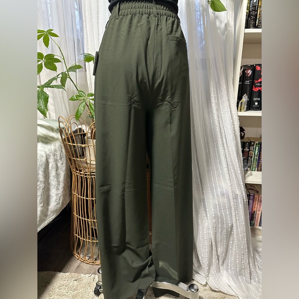 Beyond Yoga Dark Green Wide-Leg Pants - Picture 3 of 9